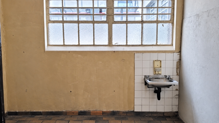 To Let Commercial Property for Rent in Rustenburg Central North West